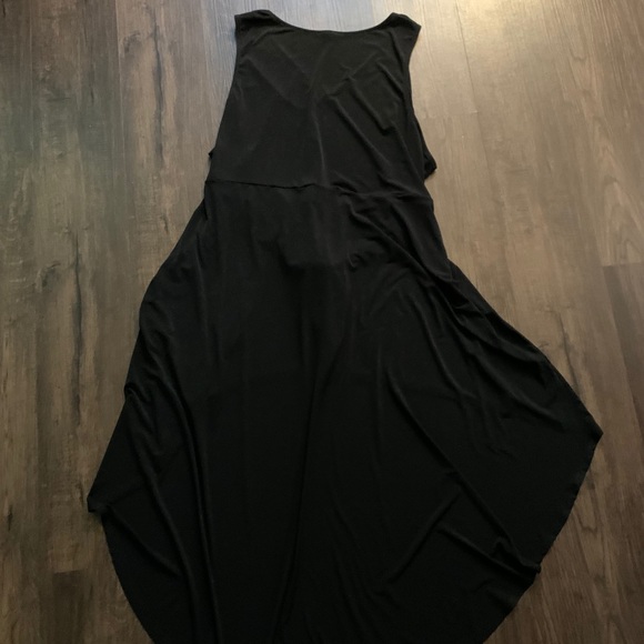 Torrid Size 5 Top black high low - Picture 4 of 4